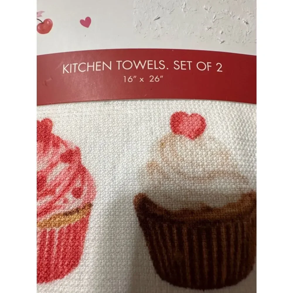 CP Valentine’s Day White Red Pink Tan Cupcakes Hearts Cotton Bamboo Tea Towels